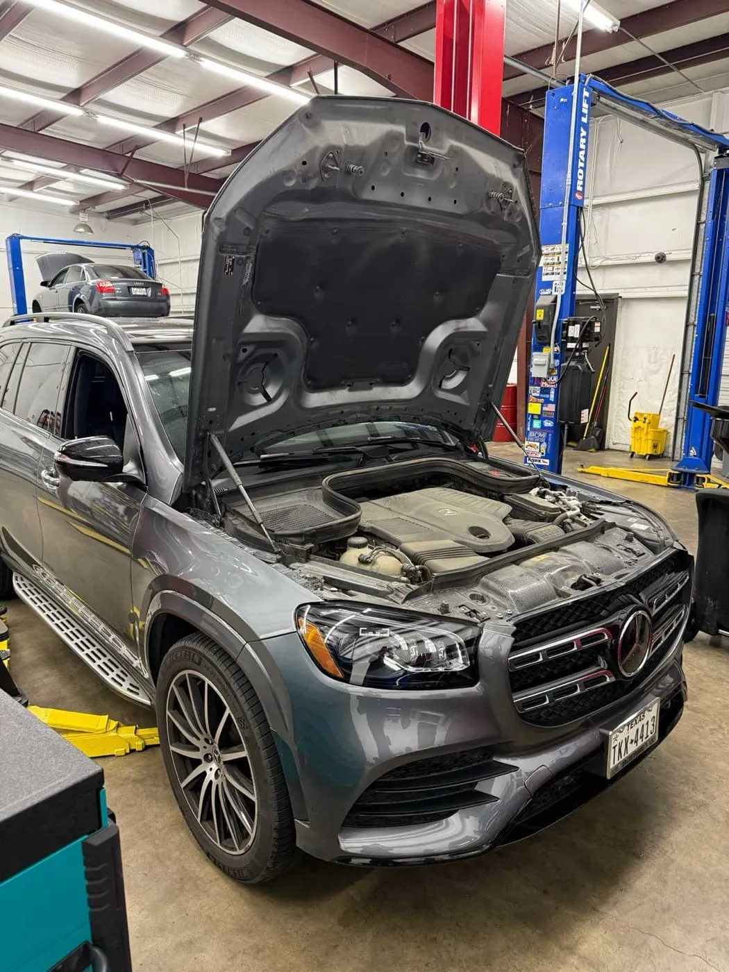 Mercedes service